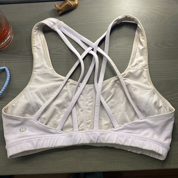 Lululemon Free to be serene bra size 6 - Picture 8 of 10